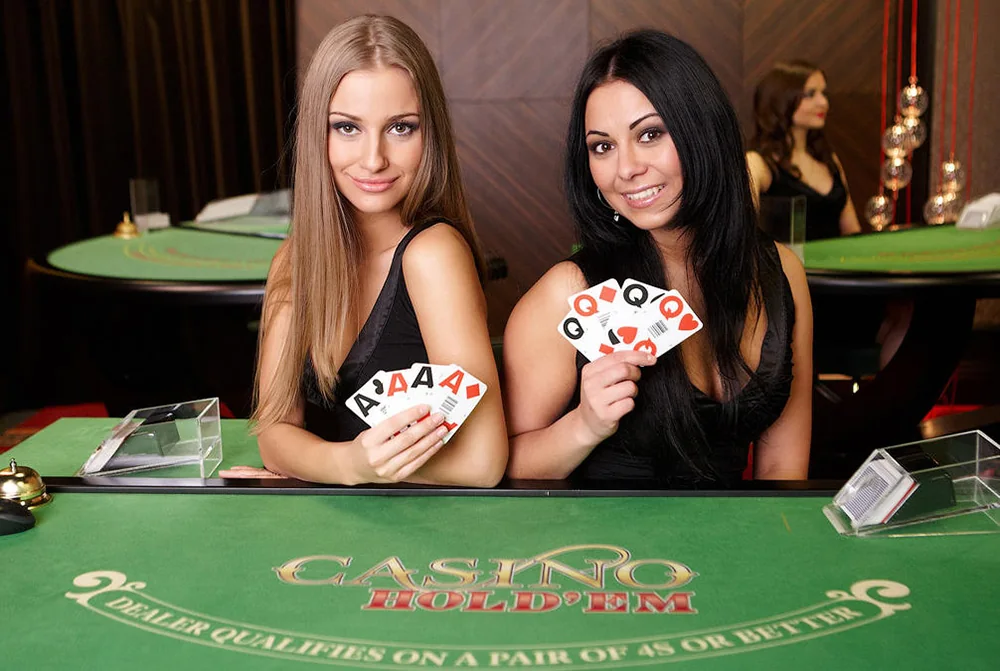 Meja dealer kasino live SPIN89 dalam suasana permainan real-time